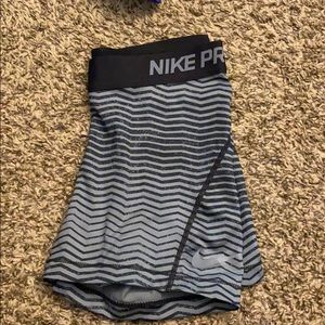 Nike Pro